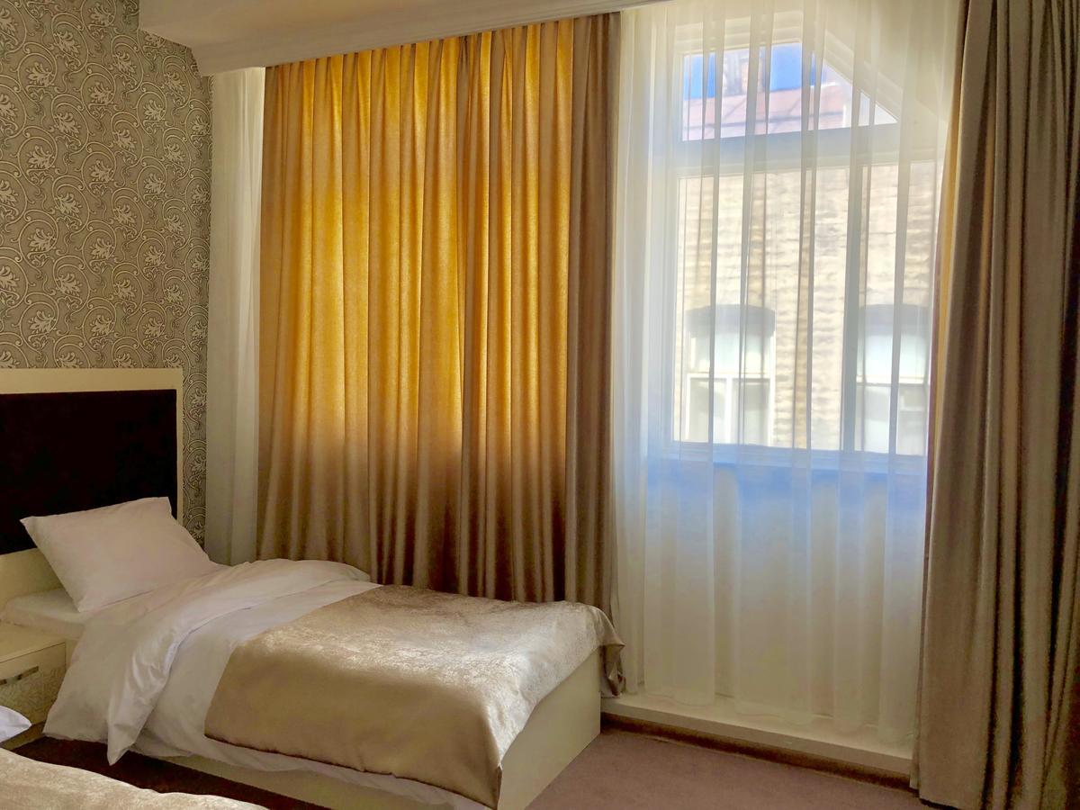 Khaghani Center Hotel Baku Exteriör bild