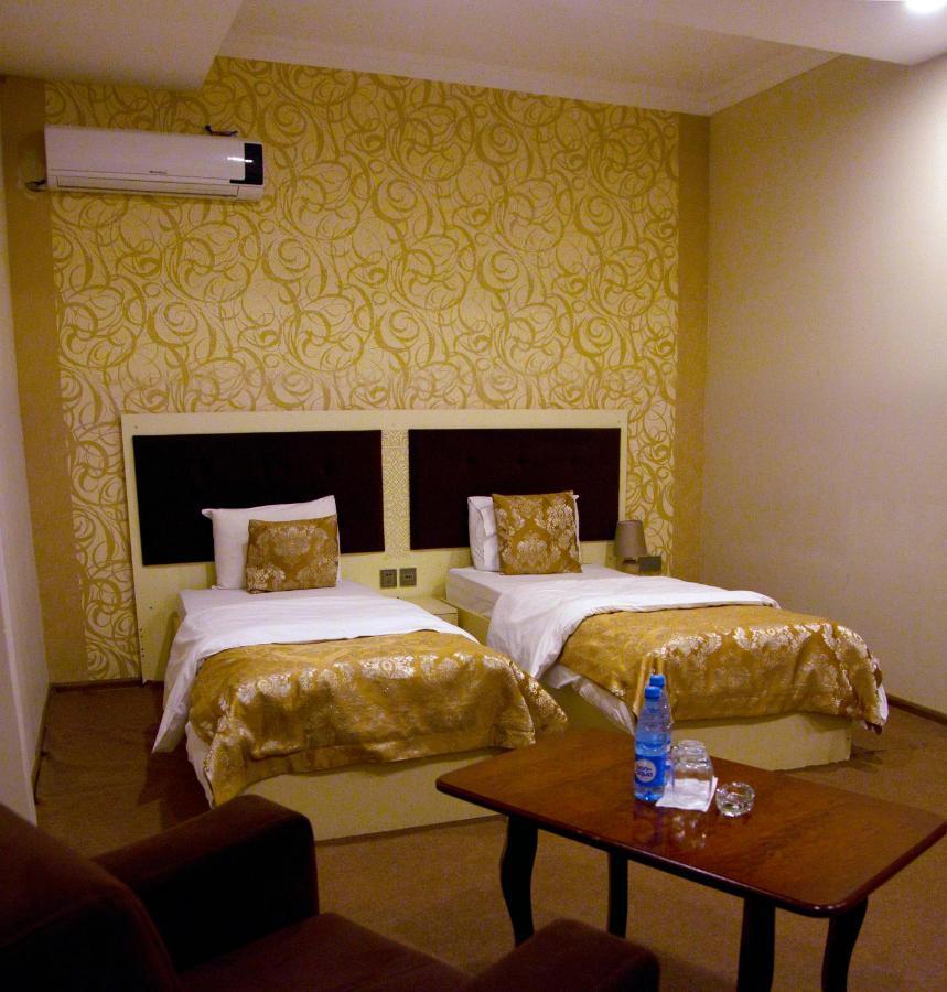 Khaghani Center Hotel Baku Exteriör bild
